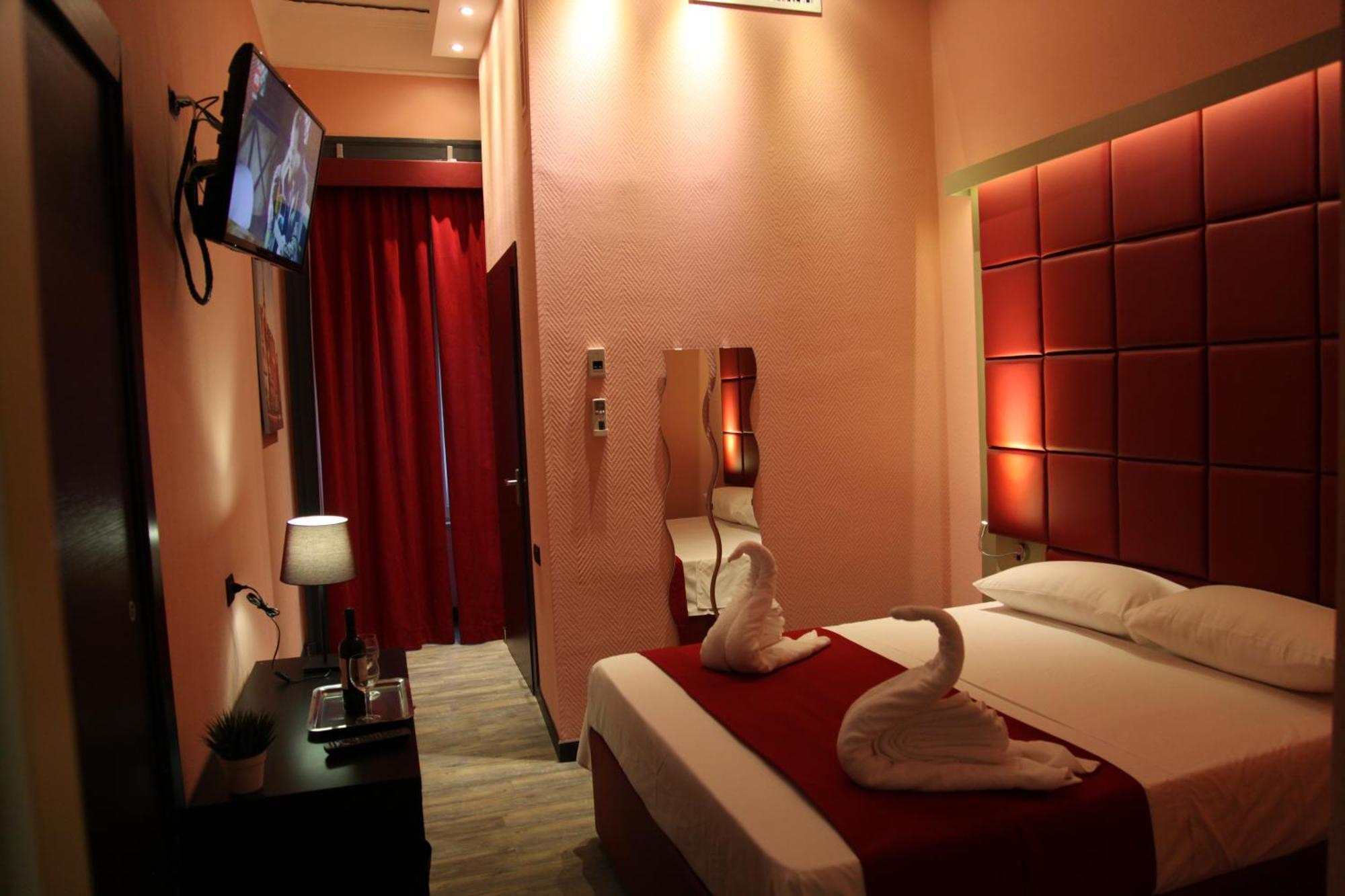 Dolce Vita Rooms Неаполь Экстерьер фото